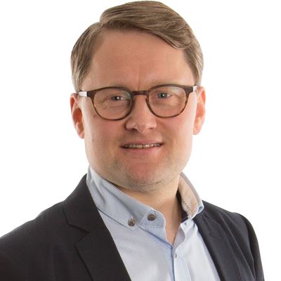 Jannik Petersen, Broager Sparekasse
